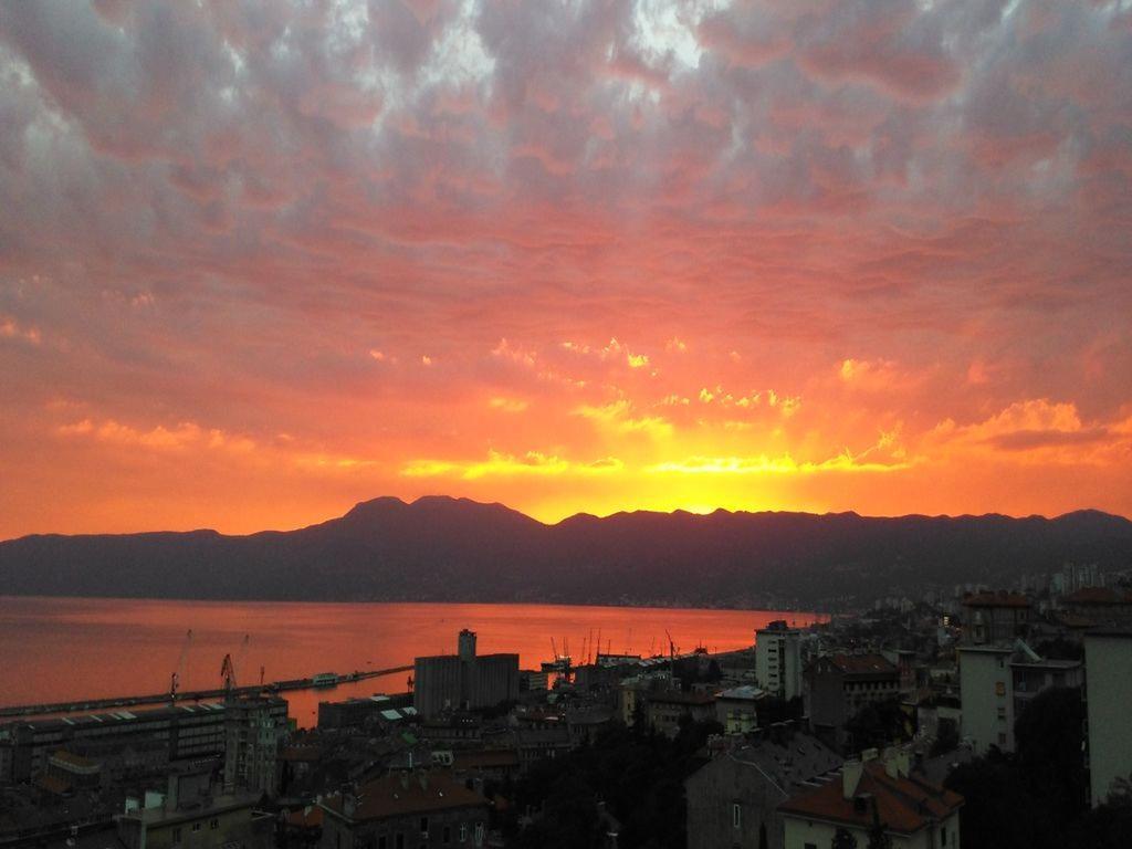 Liburana Apartment Rijeka Ngoại thất bức ảnh