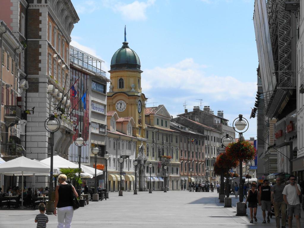 Liburana Apartment Rijeka Ngoại thất bức ảnh