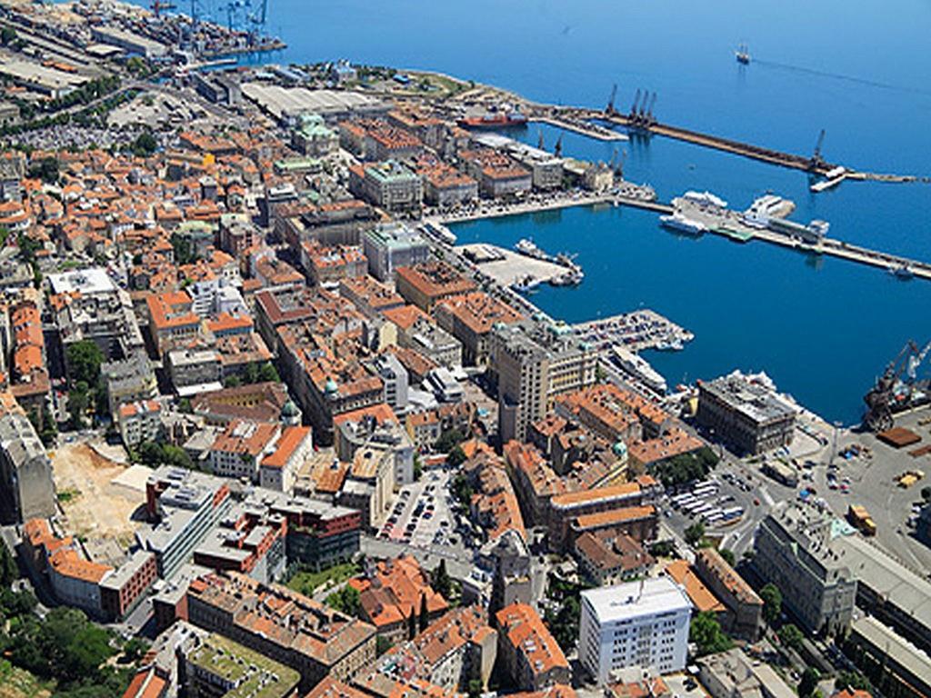 Liburana Apartment Rijeka Ngoại thất bức ảnh