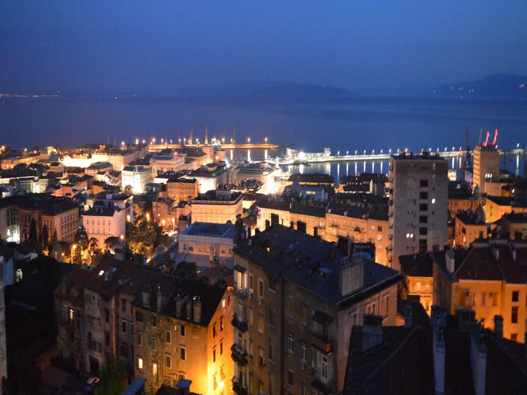 Liburana Apartment Rijeka Ngoại thất bức ảnh